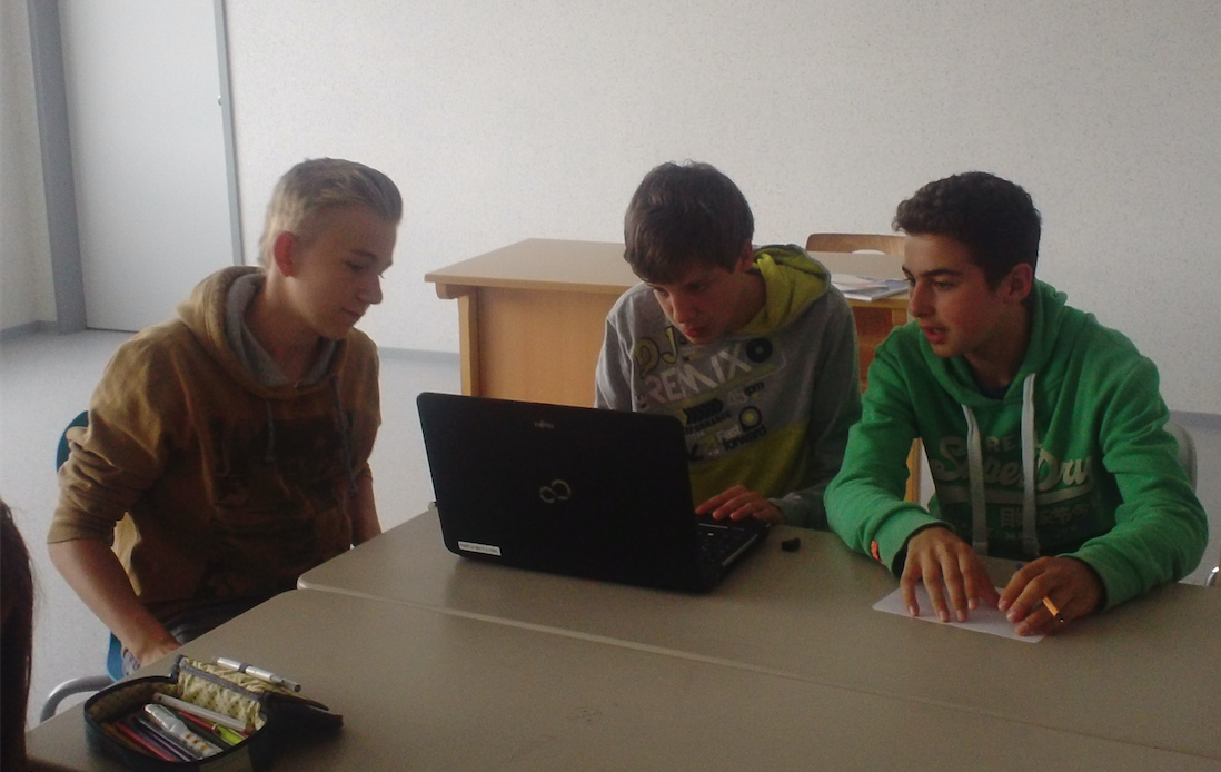CHSupdates's tweet photo. More pictures from Germany later. http://t.co/qSbmipffow