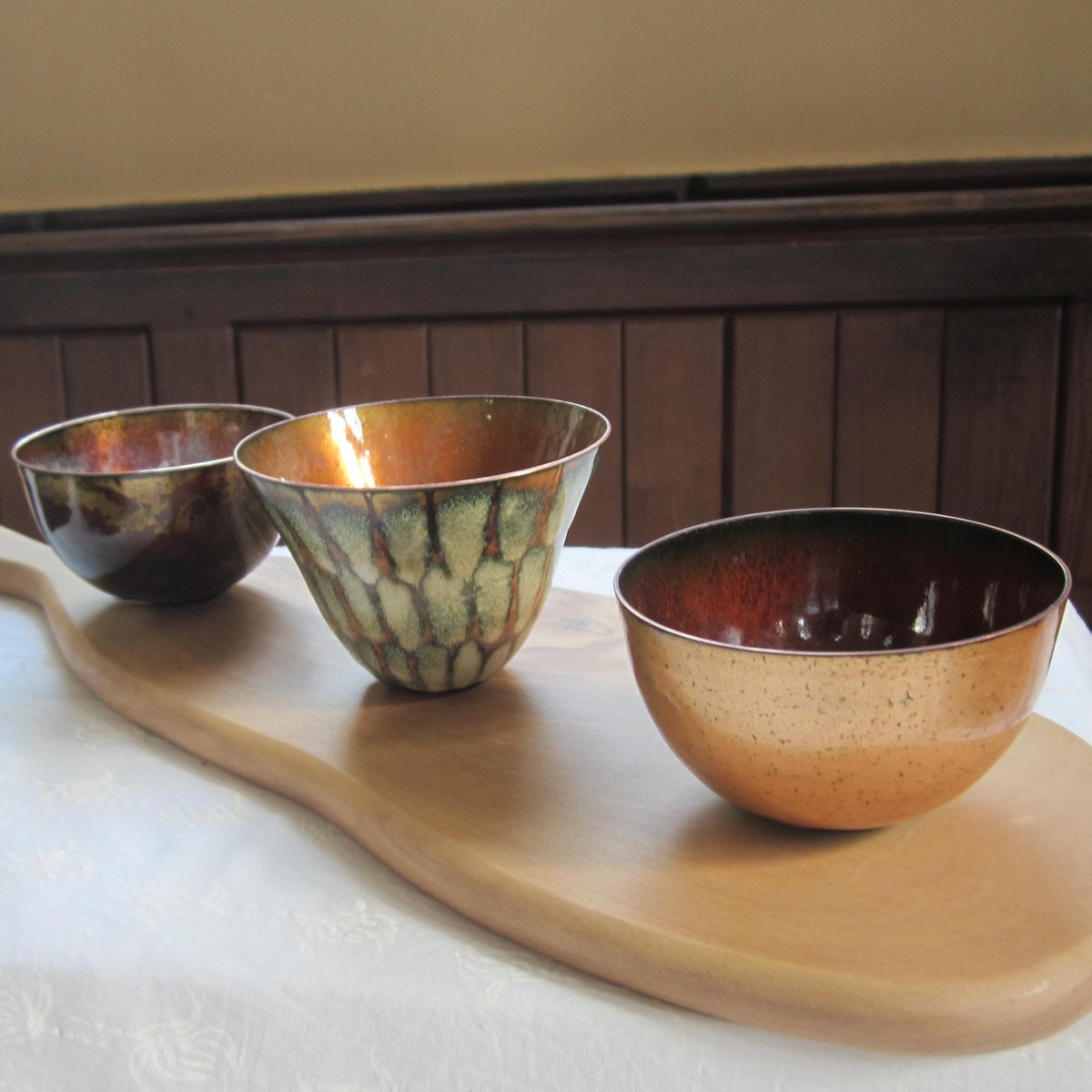 Westbury Park Arts (@wp_arts) on Twitter photo Jane Wills' enamel bowls at the North View Methodist Church today, Westbury Park Arts Trail 11-5 <a href="/VisitBristol/">Visit Bristol</a> Jane Wills' enamel bowls at the North View Methodist Church today, Westbury Park Arts Trail 11-5 <a href="/VisitBristol/">Visit Bristol</a>