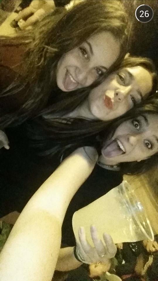 LCarmen1996's tweet photo. Yesterday night #BuenosDias #ThreeAgain 😍 http://t.co/khpgiXBqVB