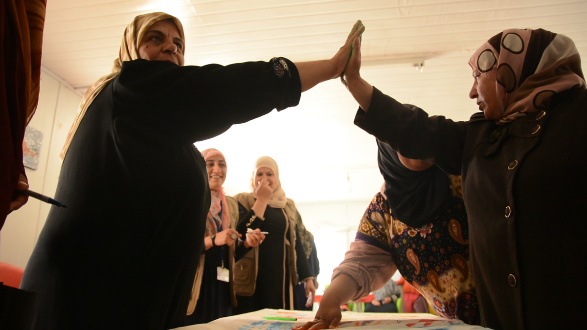 NRC_MiddleEast's tweet photo. Jordanians put their hands together in support of #refugees for this years  #WRD2015 #StandingTogetherJo http://t.co/sEgzAWtHHE