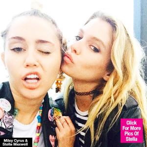 Cyrus lesbian miley Miley Cyrus