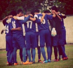 Akmal0909's tweet photo. Karena sepakbola adalah cinta pertama http://t.co/H0sdaPwi8K