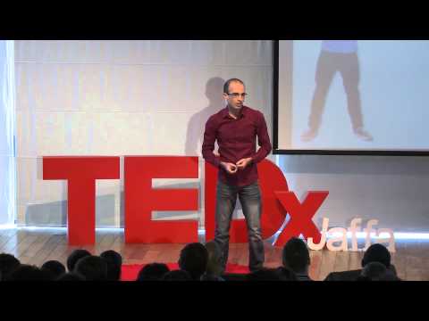 _potential__'s tweet photo. Bananas in heaven | Yuval Noah Harari | TEDxJaffa http://t.co/qY9VkRiSKH #staged http://t.co/dxbYWTZYuH
