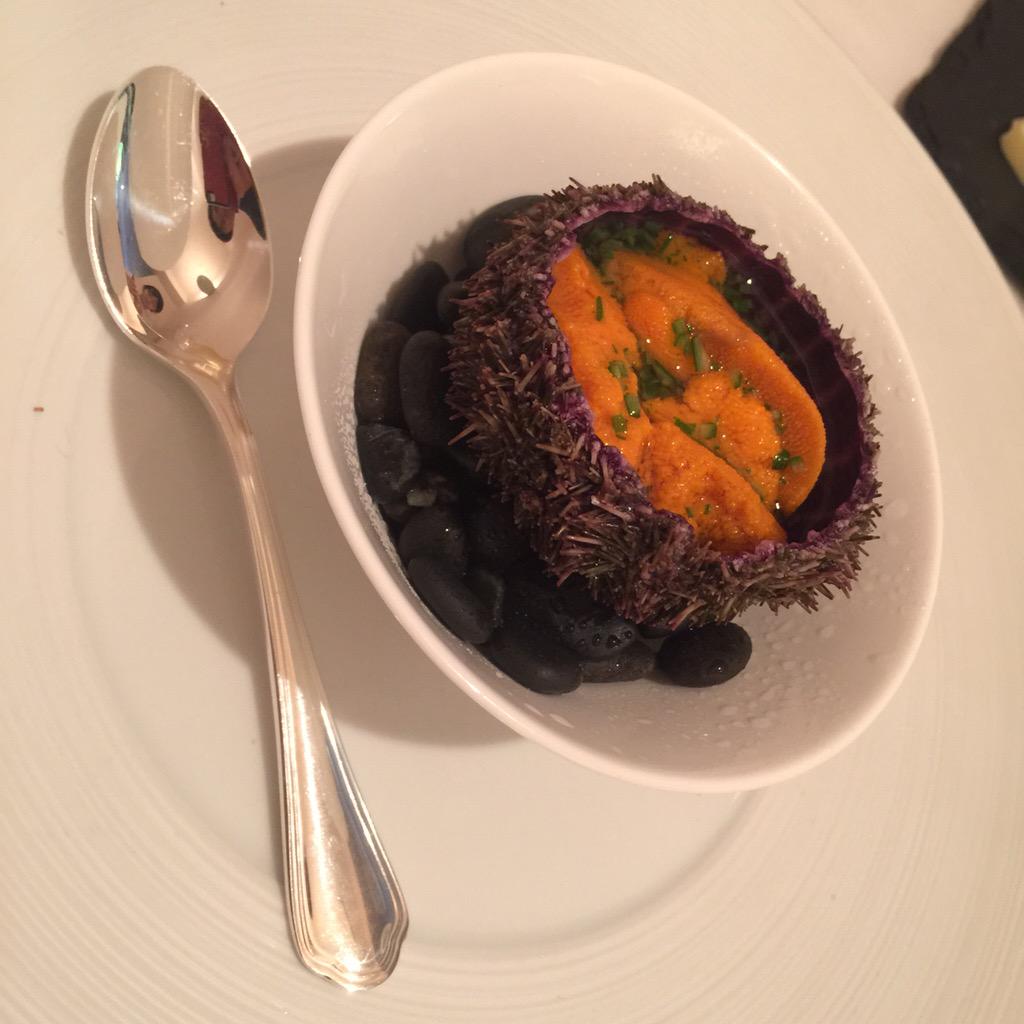 まっきい 札幌での最後の夕食はフレンチをよばれてきました モリエールというお店ですヾ ー ノ 大満足して帰ってきたら 後でミシュラン三ツ星のお店と知ってびっくりです Http T Co 9unzpdhcsf