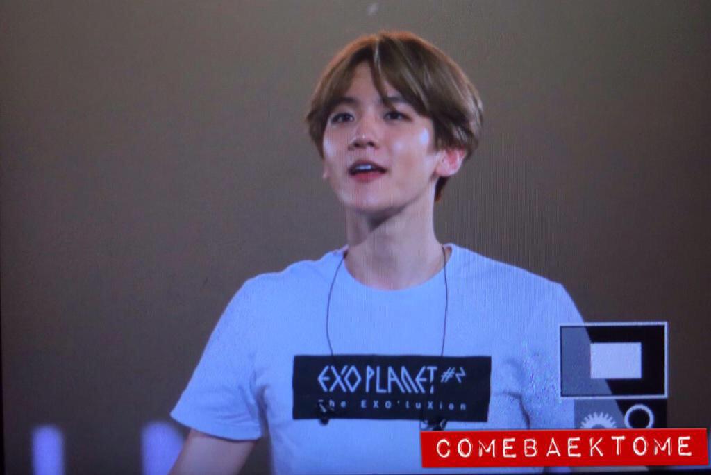EXOGlobal's tweet photo. [PREVIEW] 150620 Baekhyun @ #EXOluXioninBKK Day 1 Cr: ComeBaekToMe http://t.co/9DWaBWkBHG