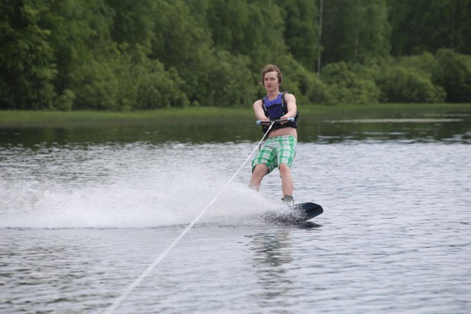 Watch Lasse Urpalainen's leaked NSFW photo on TwXstars