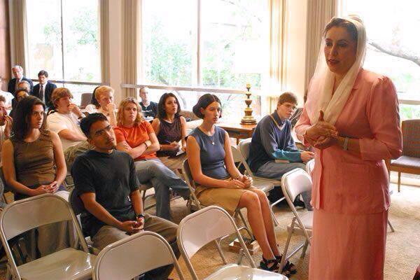 HAPPY BIRTHDAY TO LEGEND LEADER OF THE WORLD MOHTARMA BENAZIR BHUTTO, Allas! We lost the diamond 