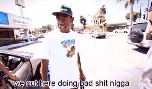 Weeedporn's tweet photo. When you smoking and your mum calls and asks what you up to. http://t.co/wjdoLcTGKf