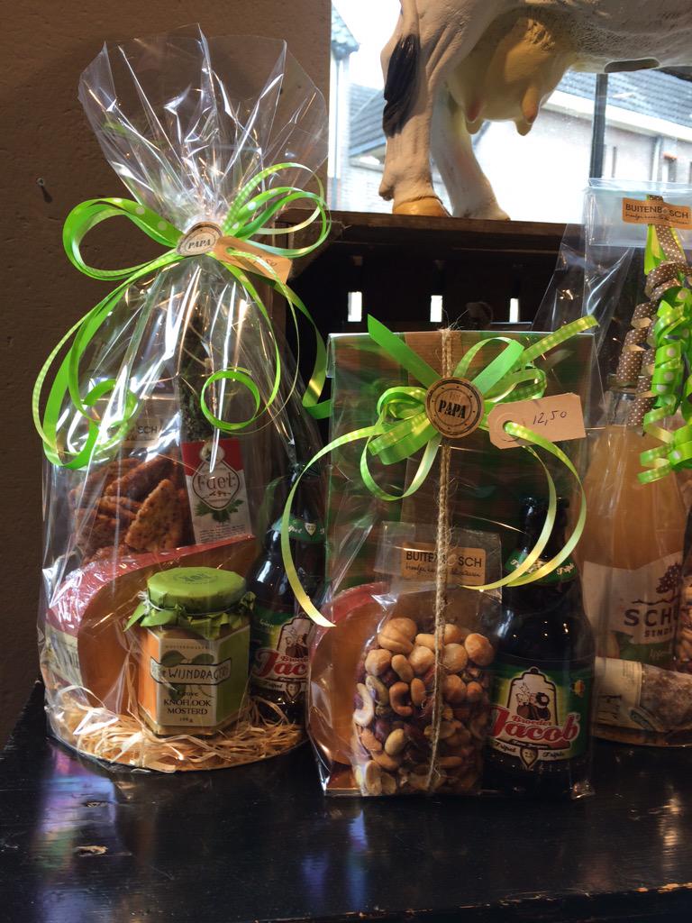 buitenbosch_'s tweet photo. Last minute Vaderdag cadeautjes.
Wij zijn tot 17.00 uur geopend! http://t.co/M5LgNGr0a6