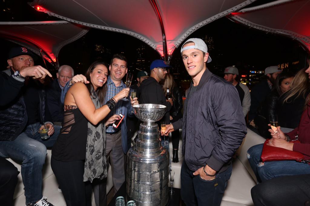 iogodfrey's tweet image. Lord Stanley paid us a visit last night! Thanks Jonathan Toews for celebrating w/ us. #ONEGOAL3 #CupTracker