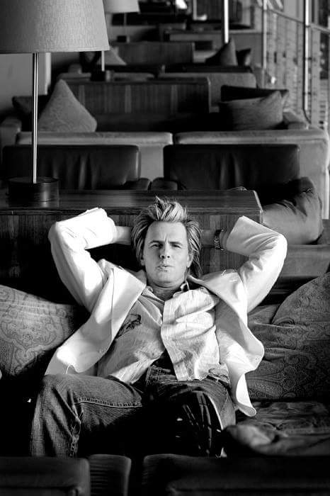 Happy birthday to my fave bass player John Taylor!!! 