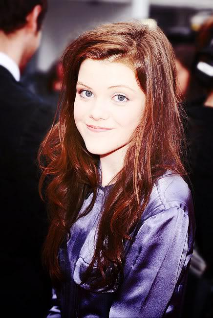 Always3G's tweet image. #SeBusca 
Anthea Nott
15 años
Ravenclaw
[Georgie Henley]

@AyudaRolePlay @xHelpRolLC @RolersHelp @Fuckandhelp