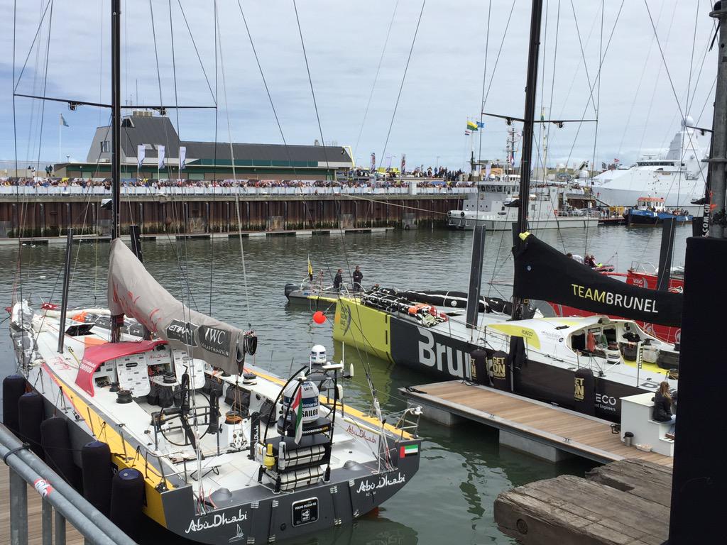 launchcontrolnl's tweet image. Uitgenodigd door Brunel, nice!! VIP for a day at Volvo Ocean Race.