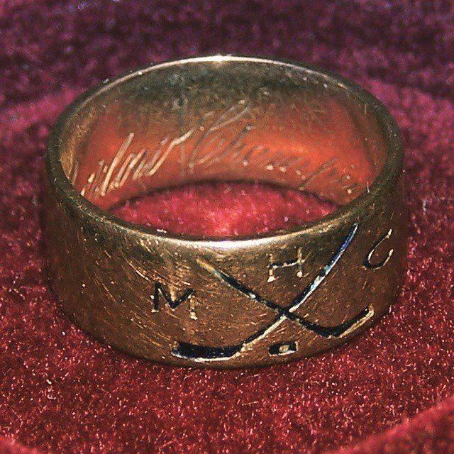JulieRobenhymer's tweet image. #bringitback #classicsnevergooutofstyle RT @HockeyHallFame: 1st ever Stanley Cup Championship ring. Montreal AAA,1893
