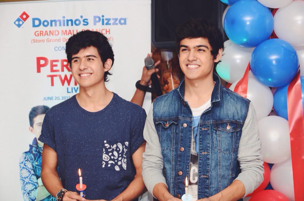 PerkinsTwins's tweet photo. What a day - Sta. Lucia you were amazing! Thanks to everyone who came for the great time at Domino's Pizza today! 😃 http://t.co/4e5uqSTqjm
