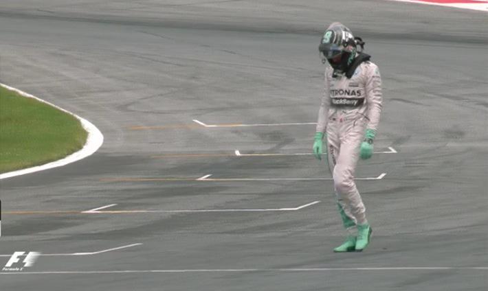 racinghumour's tweet photo. A rare sighting of a wild Nico rosberg in Pastor Maldonado's natural habitat... #F1 http://t.co/ptJRchewCq