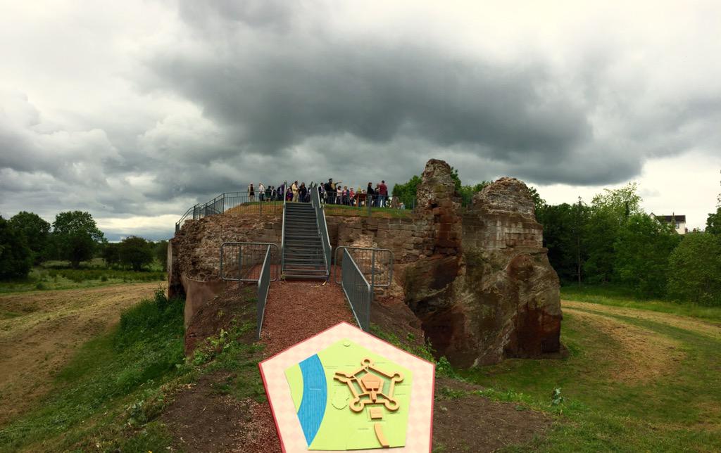 Embedded image permalink