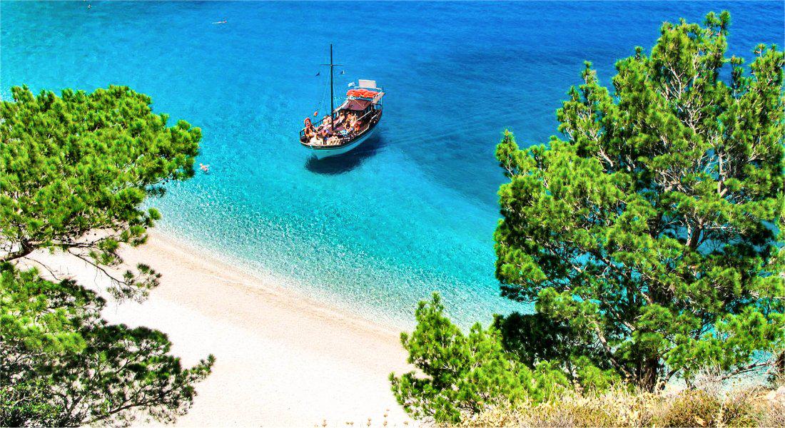 isolegrecheinfo's tweet photo. Apella, la spiaggia più bella di #Karpathos?
Se cerchi alloggio,dalla stanza al villaggio turistico, contattami! http://t.co/rqTSq4Gh0s