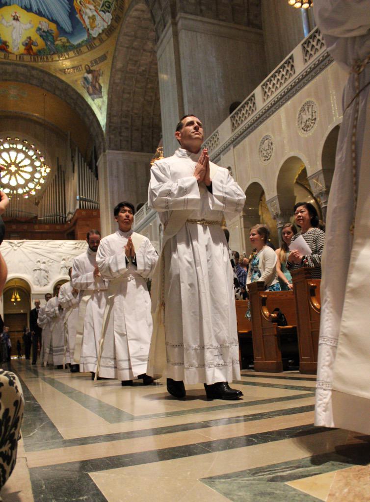 DinoRemedios's tweet photo. Pray 4 @matthewjfish! He's being ordained today! #EvidenceOfTheResurrection “@WashArchdiocese we thank God #DCPriest http://t.co/SIHt75qpi8”