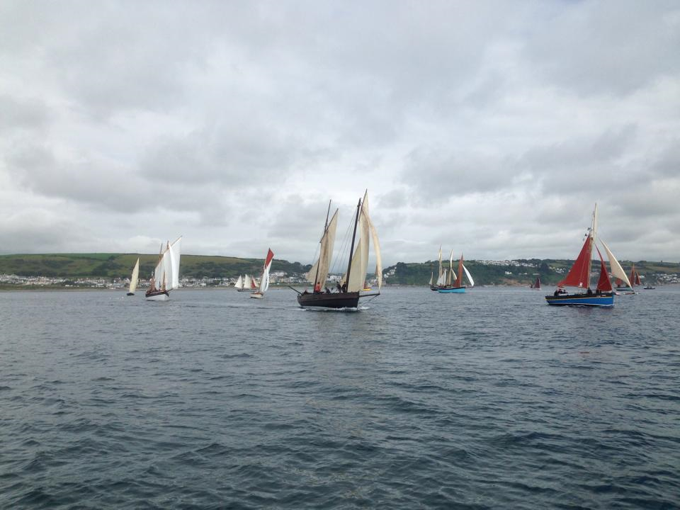 wavesbar's tweet photo. If your out on beach look out for the luggers. What a lovely sight this lunch watching the boats set sail from Looe. http://t.co/3IKoiZxeII