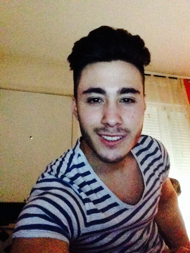Berna93bj's tweet photo. A cenar y a por 8 horitas de trabajo 💪🏻💪🏻😎. http://t.co/863d3pKV25