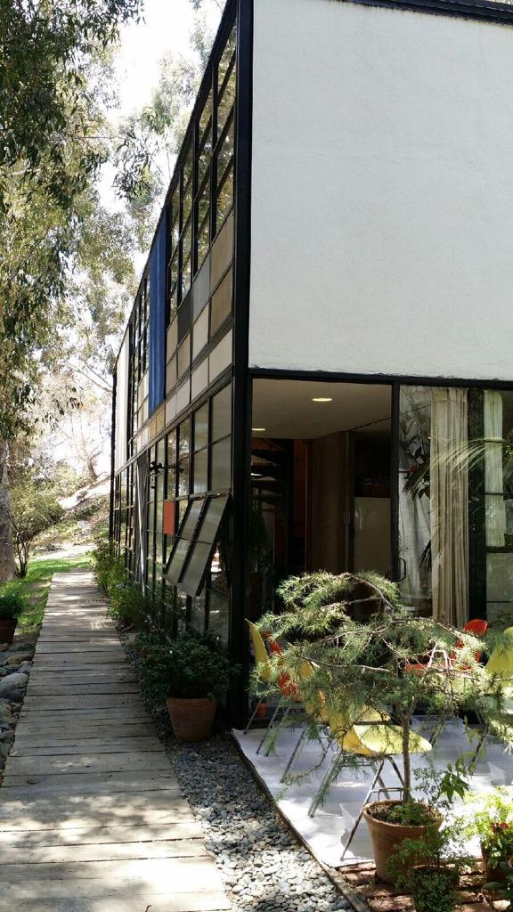 Eames House tweet media