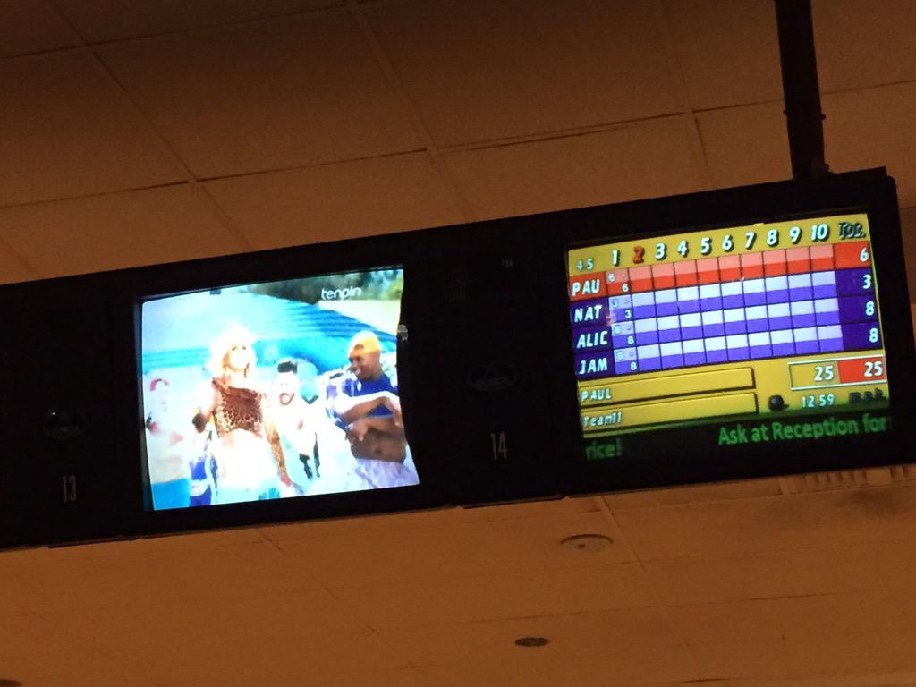 jam_face's tweet image. Witness the promo...😑 
#promoney #PrettyGirls #bowling