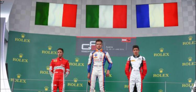 In Austria abbiamo sentito l'inno italiano grazie a <a href="/luca_ghiotto/">Luca Ghiotto</a> e <a href="/Anto_Fuoco/">Antonio Fuoco</a> P1 e P2 #italiachevale 👏🏼 👏🏼👏🏼