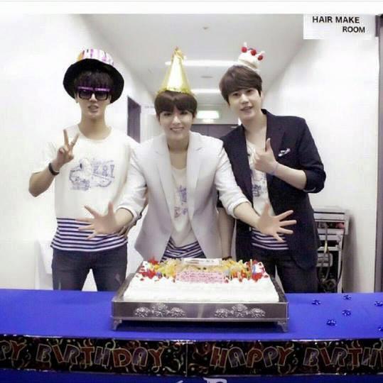  Happy Birthday Kim Ryeowook Keep your healthy and Succes always Love you  