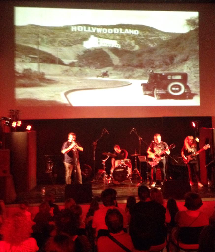 Dj__ANT's tweet photo. La historia del Cine a través la Música para #peques en #daoizyvelardeesmusica con #educapop y @DivisionSonora http://t.co/vwq21tENRM