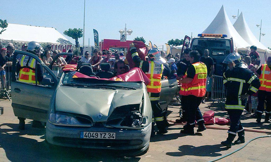#Valras : suite ds anim pr les orphelins ds pompiers dimanche avec A.Rochelle (<a href="/BeziersAngels/">Béziers Angels</a>) et ls acteurs de #PBLV