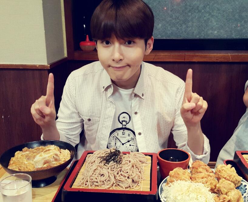 Happy Birthday Kim Ryeowook Oppa.. Wish u all the best.. 