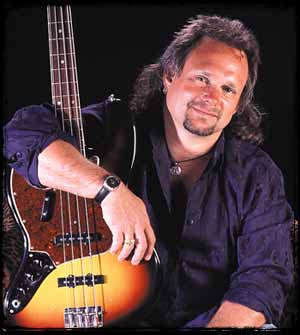 A Very Happy Birthday to u, Michael Anthony! Thank u for your part in the best music that has ever enter my ears. 