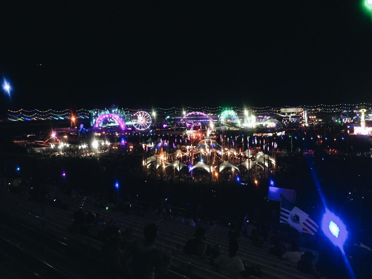 MsCoreyZ's tweet image. EDC