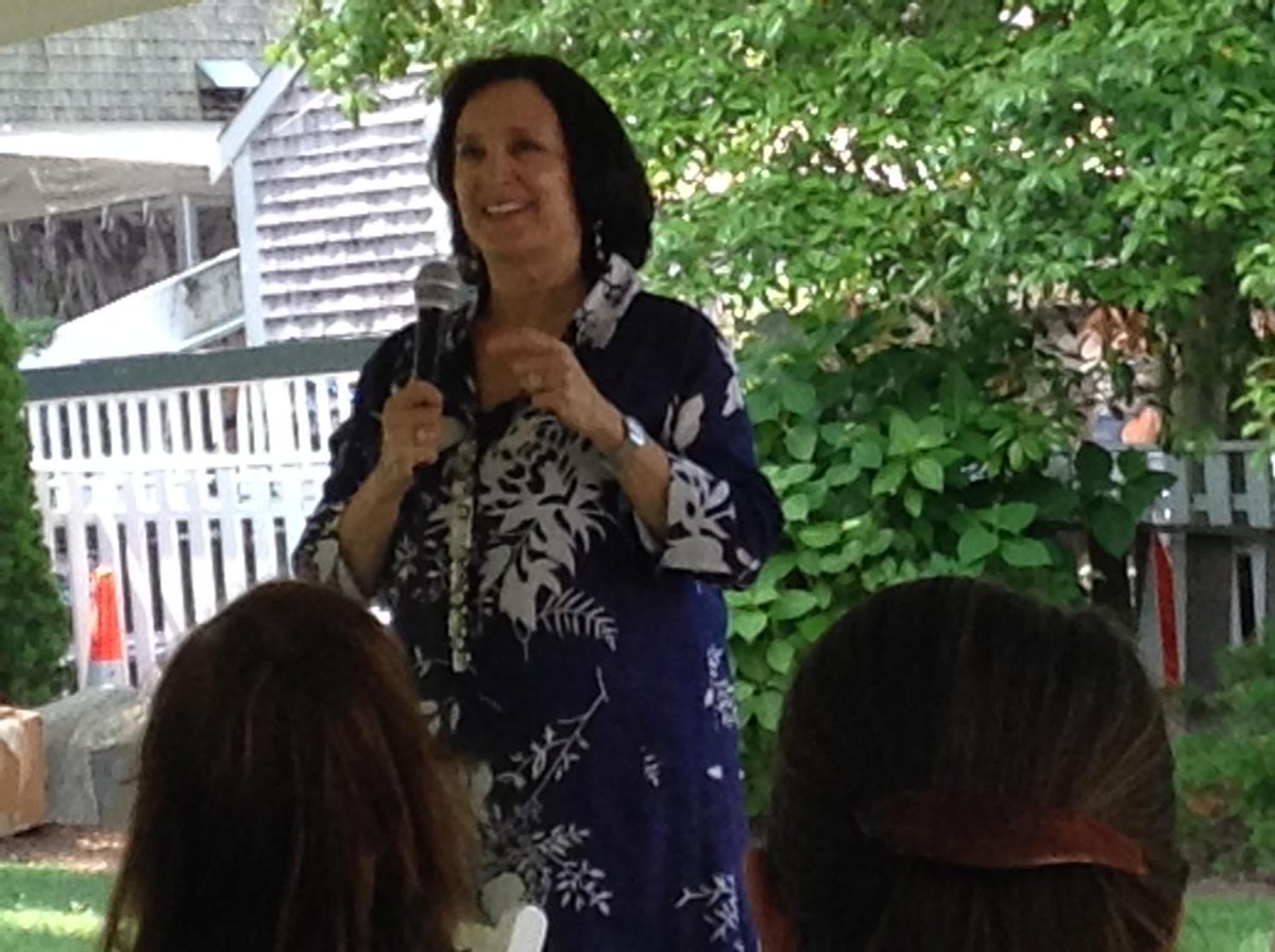 #Bestselling #Nantucket author #NancyThayer and enthusiastic readers <a href="/ACKBookFestival/">Nantucket Book Festival</a> <a href="/acklibrary/">Nantucket Atheneum</a>