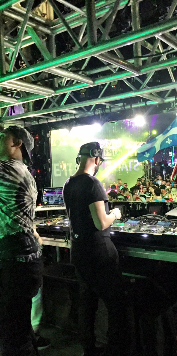 MsCoreyZ's tweet image. EDC