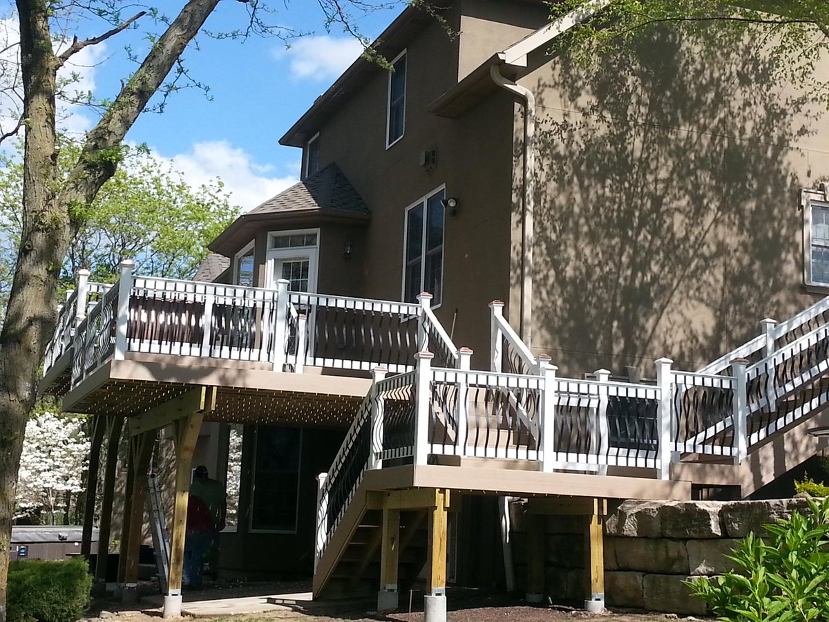 MidwestRest's tweet image. Composite deck build