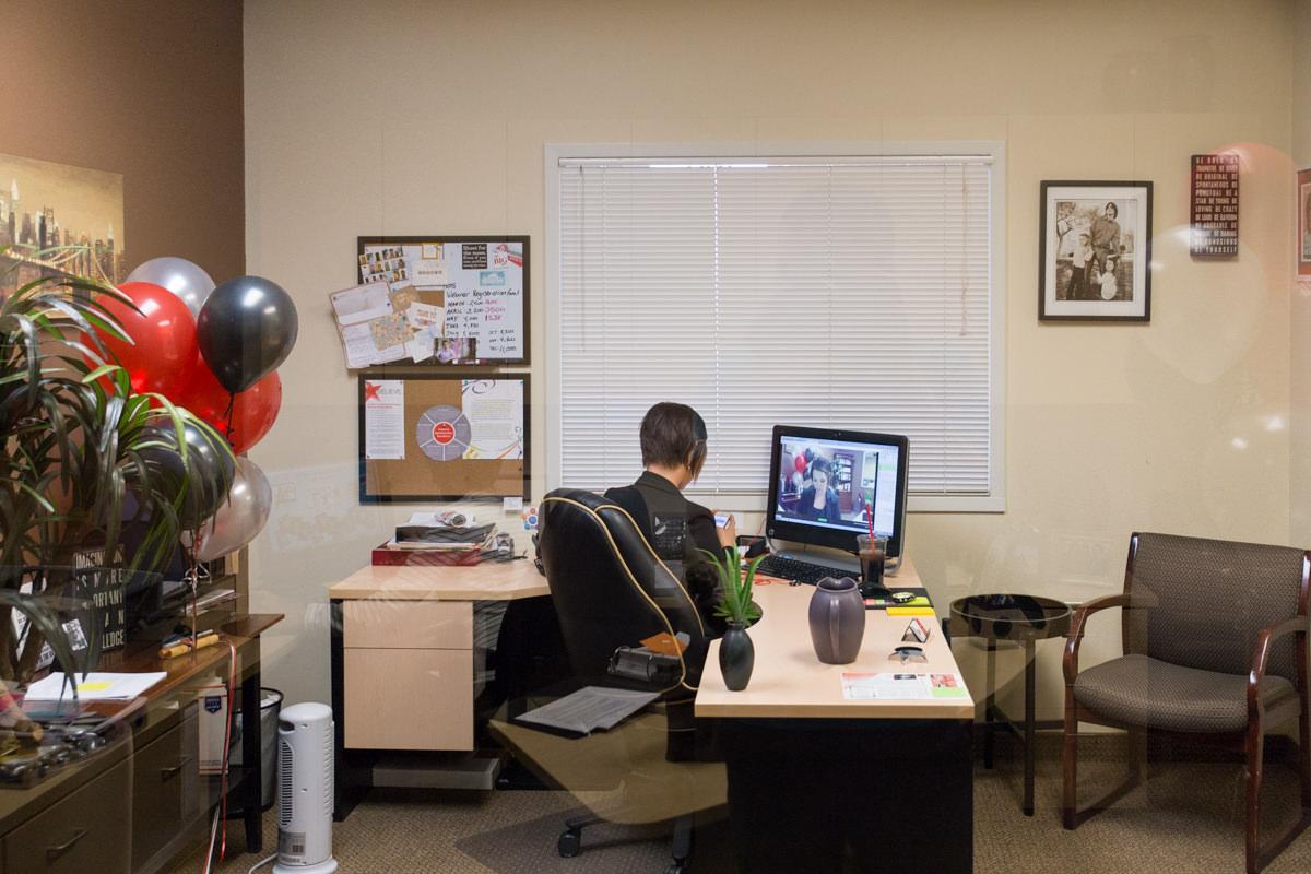 OfficeDynamics's tweet image. Our team on #webinar day! Celebrating #25yearsODI #officedynamics #womenowned #administrative #training #assistants