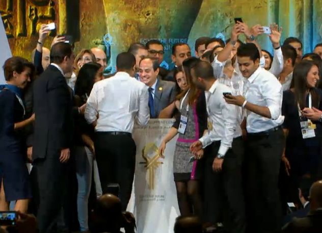 EgyptEmbassyUSA's tweet photo. 15 March: President El #Sisi invites young people participating in the #Egypt #EEDC2015 conference to the podium http://t.co/KkC6LlgGFS