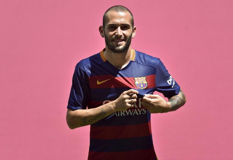Vidal Harapkan Alves Bertahan okz.me/Ty9Y
