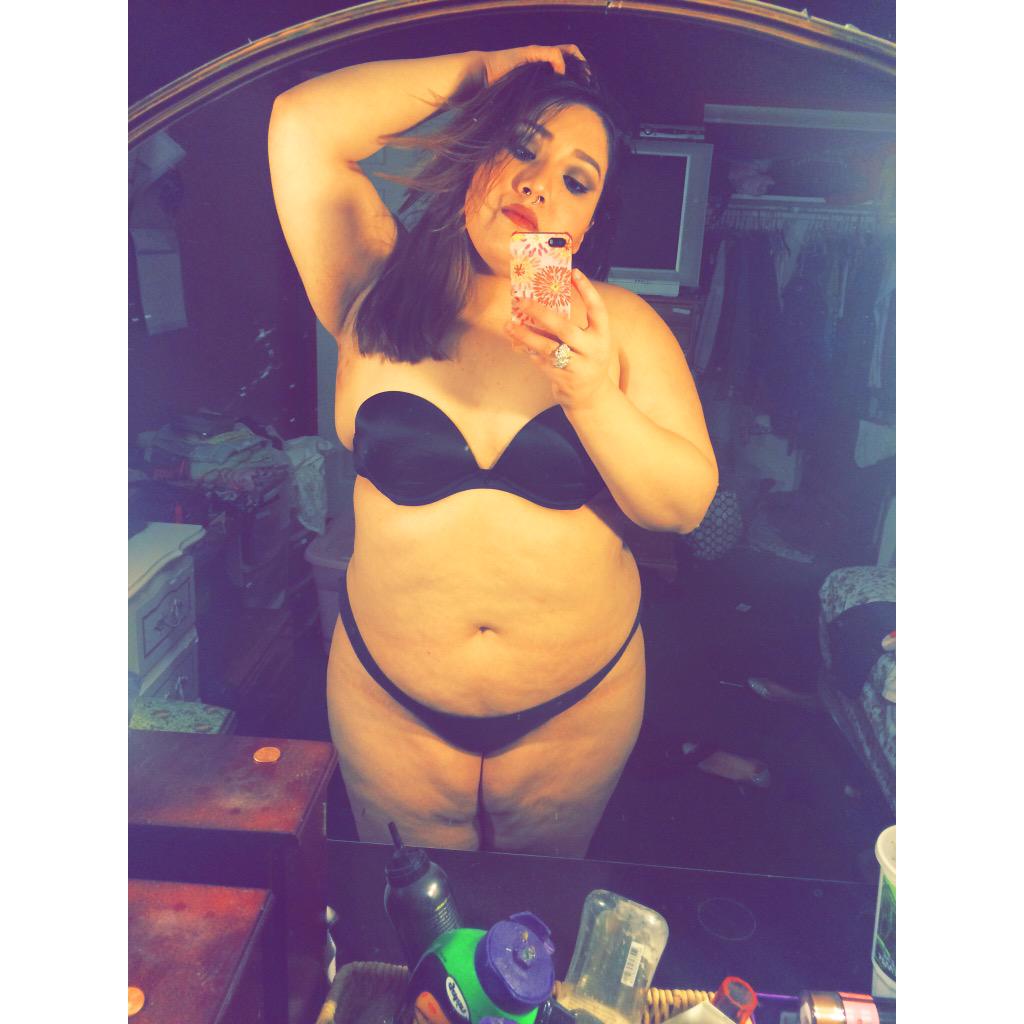 raynquility's tweet photo. Bc I'm proud of my body &amp; idc who gets uncomfortable seeing it 😋💕 #BODIPOSIFORLEXI http://t.co/toqA4kR7cb