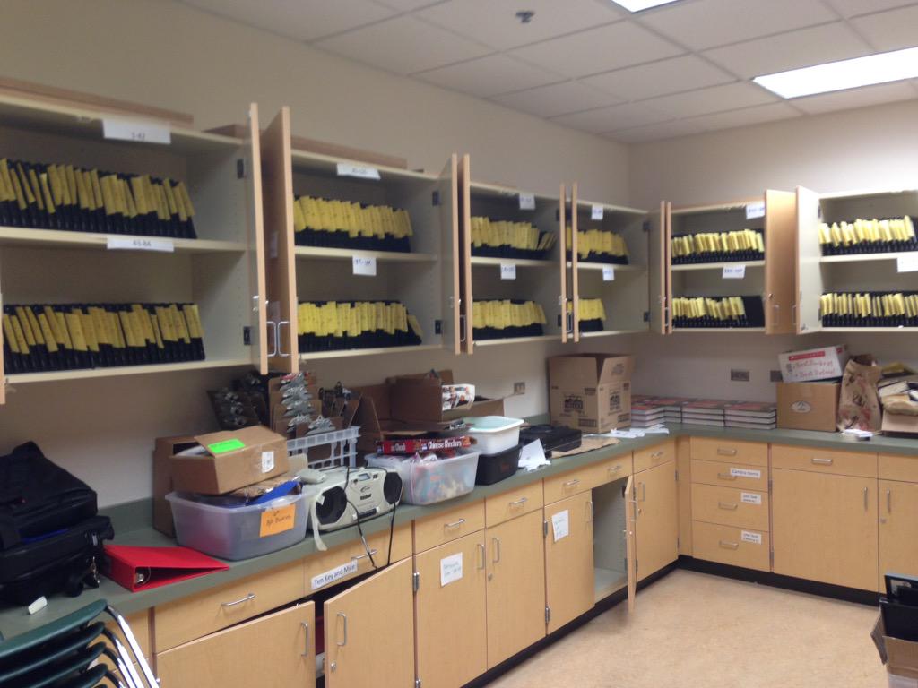 stollsd's tweet image. Day 1 of iPad returns at TJ. Students&apos; concern is how to survive the week without their devices. #vpsitf #VPSSuccess