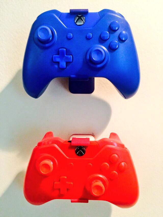 ControllerClipz's tweet photo. Keep Right. #kickstarter #MLGatXGames #MLGFinals #MLGXGames #BlackOpsIsBack #E3isComing #E32015 #TheWitcher #twitch http://t.co/t3I6zp2IfW