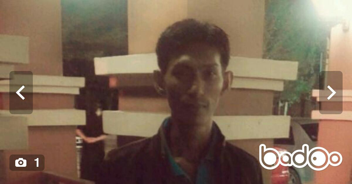 mohammadbasri's tweet image. Look who I found on Badoo app