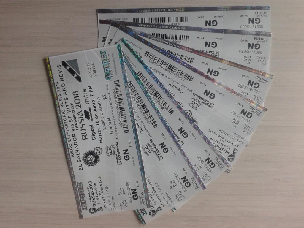 SerpasAldo's tweet photo. @losprovocadores @man3bernal @raule00 @adonayse @Mariog135 conozcan a unos d los 144. Vamos #Selectaaaaa http://t.co/FVuwKByQFw