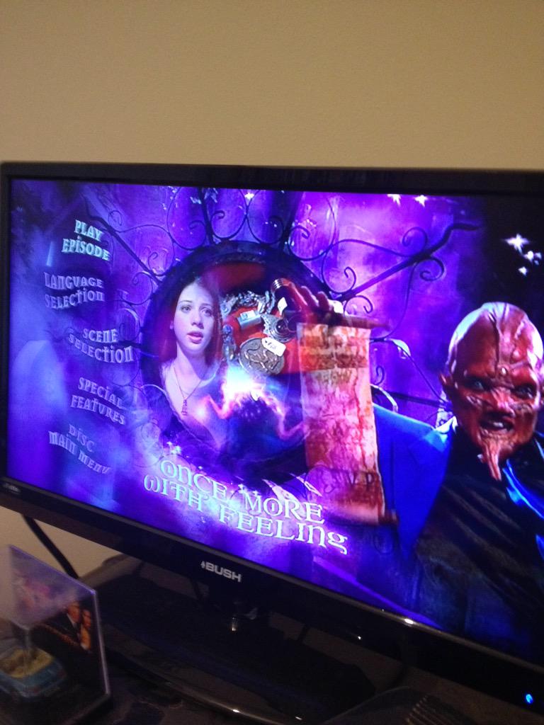 YAY look what I'm watching for the millionth time! Never gets old #OMWF <a href="/SarahMGellar/">Sarah Michelle</a> <a href="/amber_benson/">None</a> <a href="/emmacaulfield/">emmacaulfieldofficial</a>