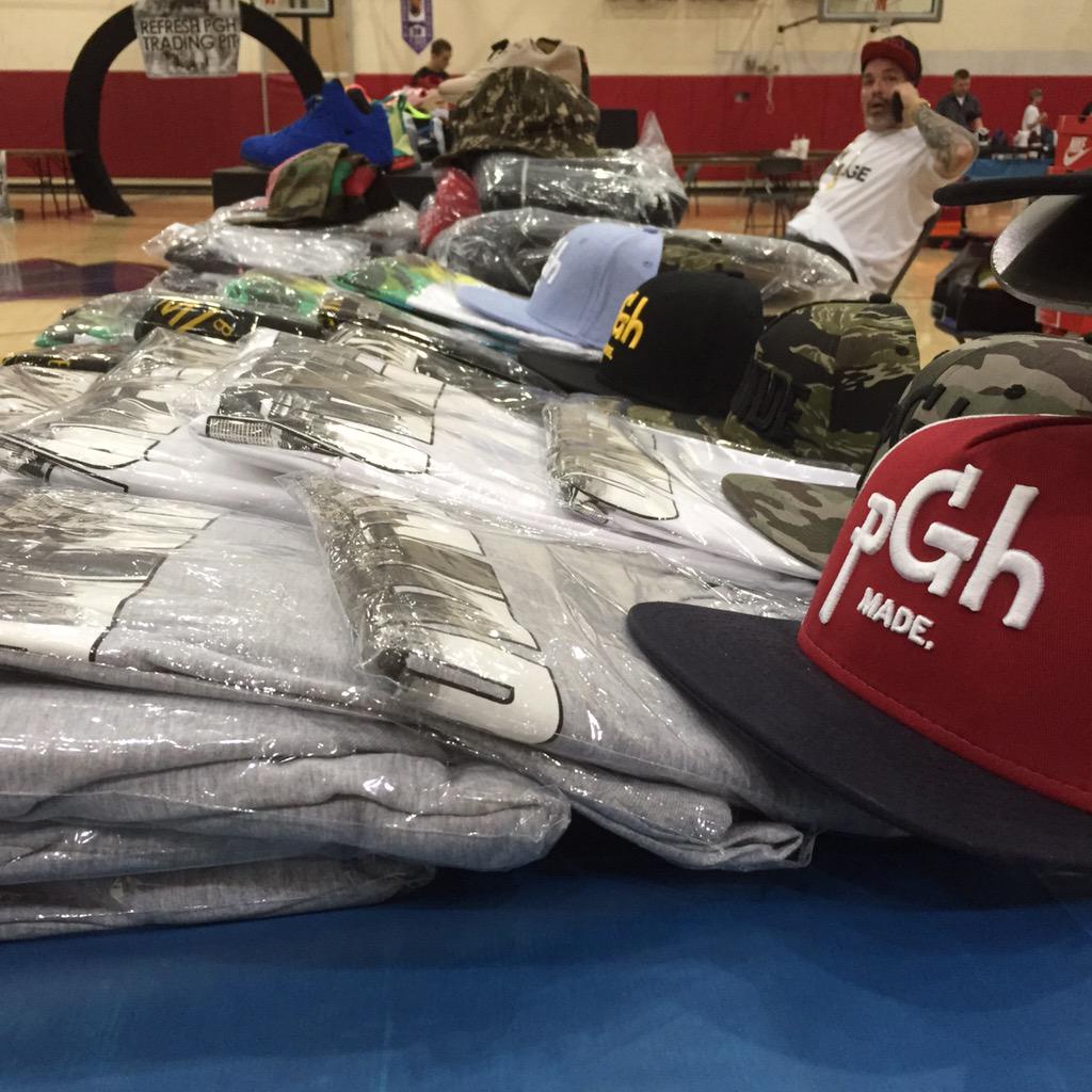 pGhMade's tweet image. @RefreshPGH #snkrcon #sneakers #pGhMade #Pittsburgh #pittsburghmade