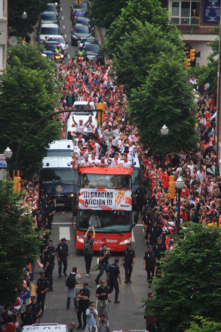 SER_Gijon's tweet photo. AUDIO. GSD. LA TERTULIA DEL ASCENSO

No te pierdas el programa más especial de la temporada.

http://t.co/0RcmlBK0KN http://t.co/hR9c1fdKUb