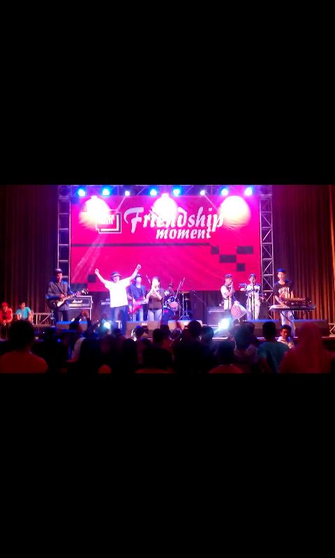 <a href="/PaperRasta/">Paper Rasta Official</a> perform djarum super friendship moment @kampusUNJANI