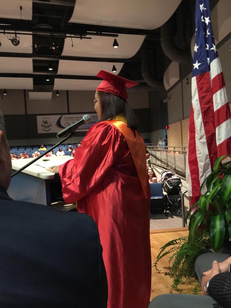 Valedictorian Phillips thx frmr princpl Bennett and tchrs at PSD grad